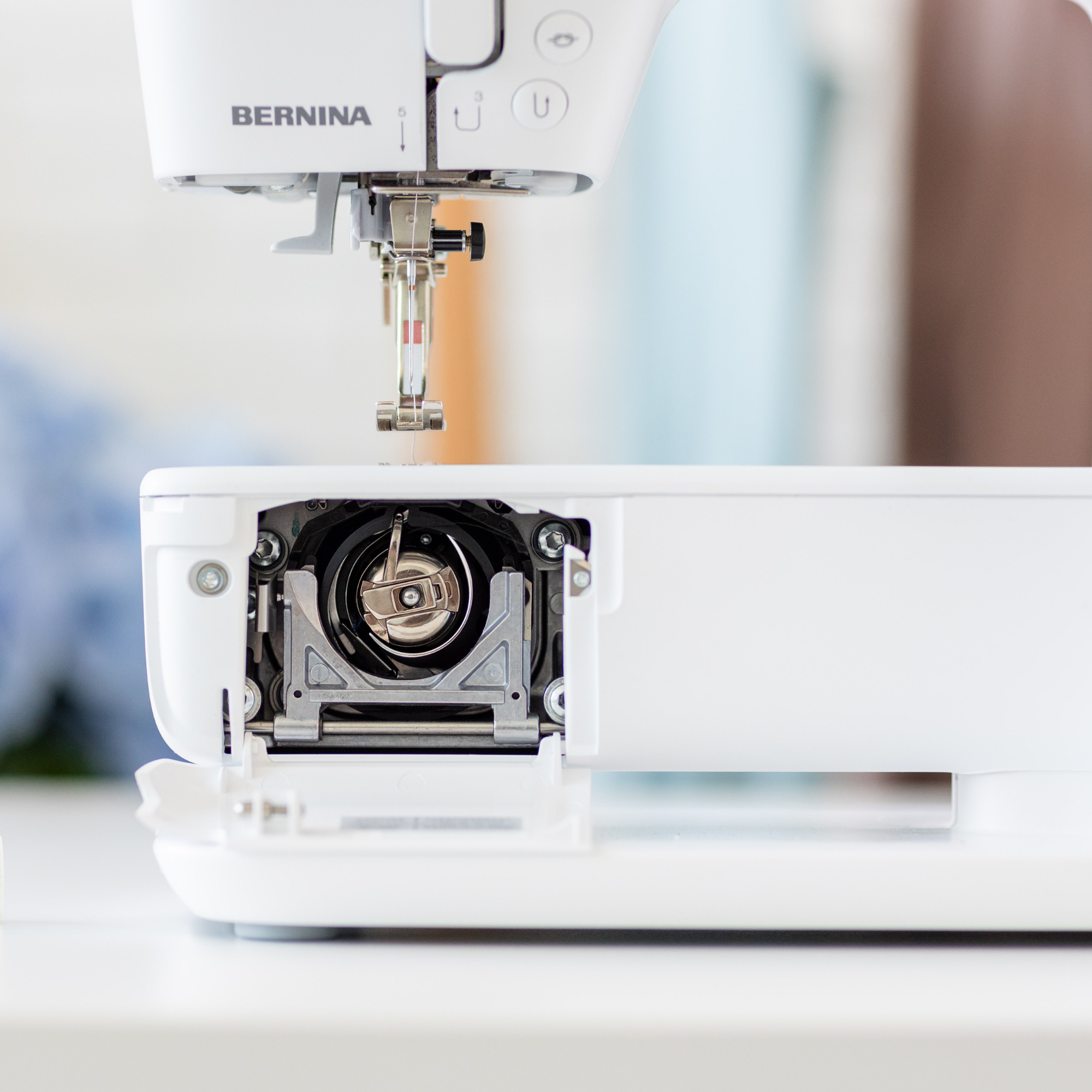 NYHET! BERNINA 335 (Gen. 2)