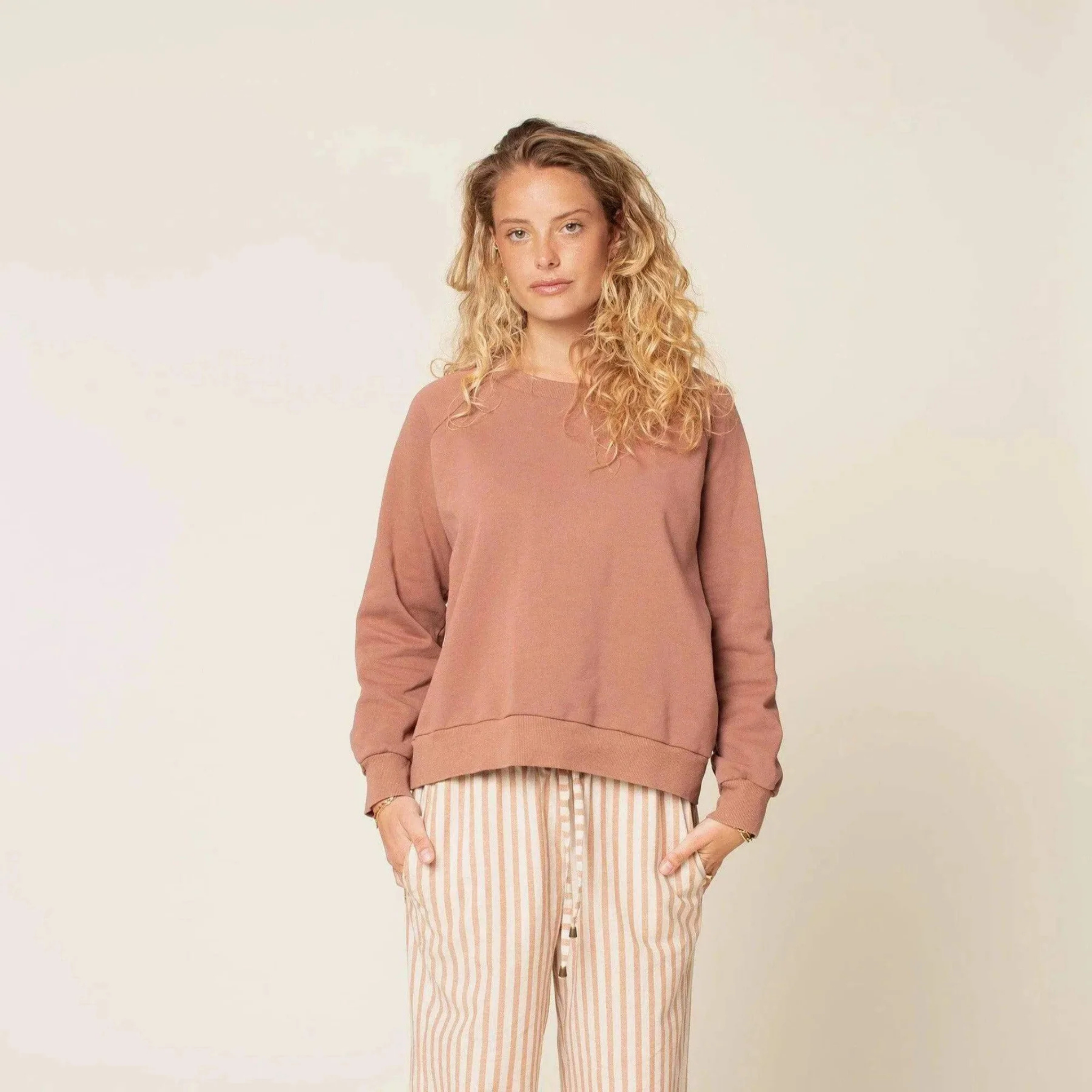 Wardrobe by Me - Boxy Raglan, Dame papirmønster