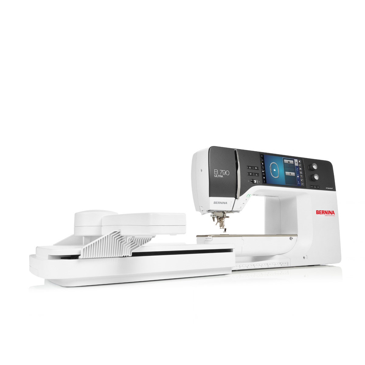 NYHET! BERNINA L 790 ULTRA