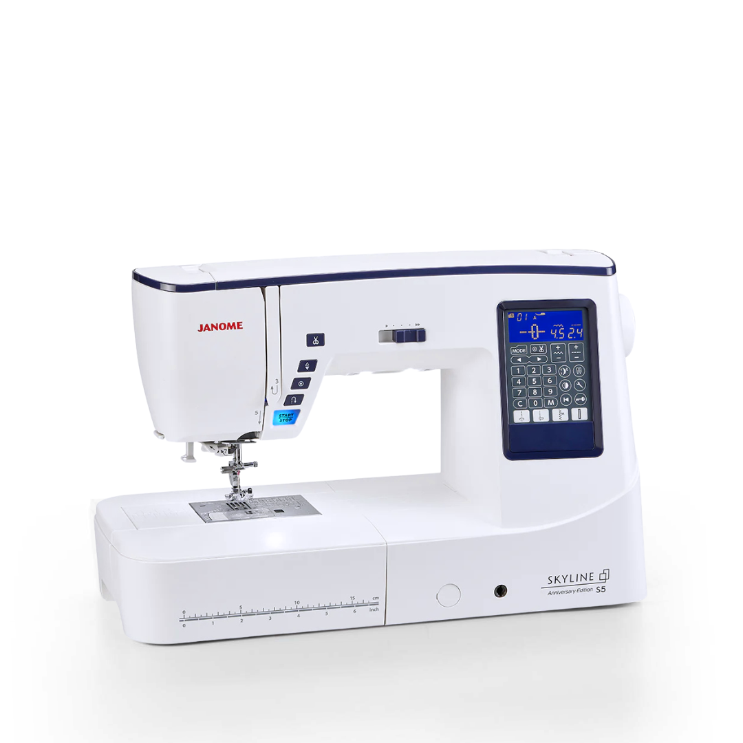 Lite Brukt - Janome Skyline S5 - Anniversary Edition