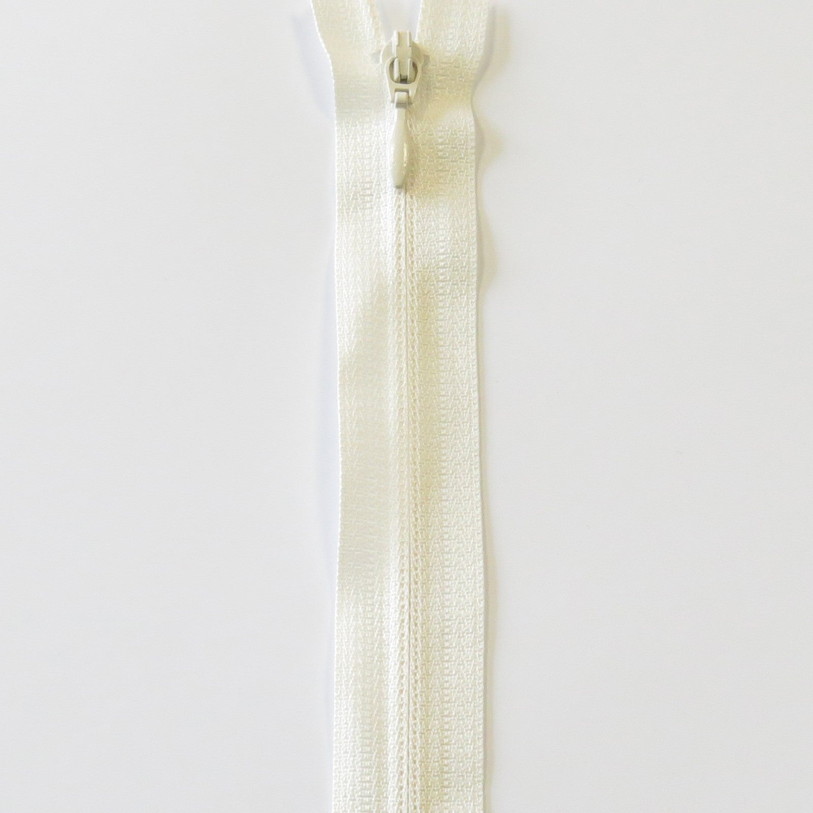 YKK Usynlig Glidelås 20cm, Offwhite
