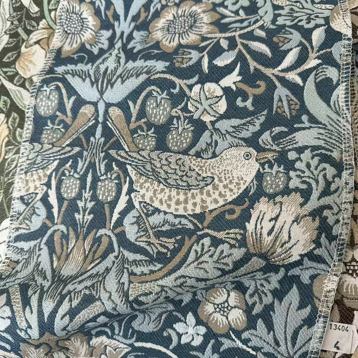 Møbelstoff Jacquard - William Morris, Strawberry Thief, Blå