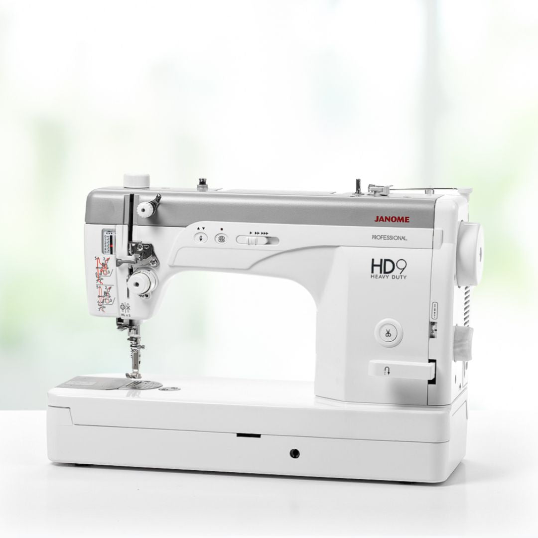 Kampanje! Janome Heavy Duty Rettsømsmaskin HD9 Professional inkl. bonuspakke