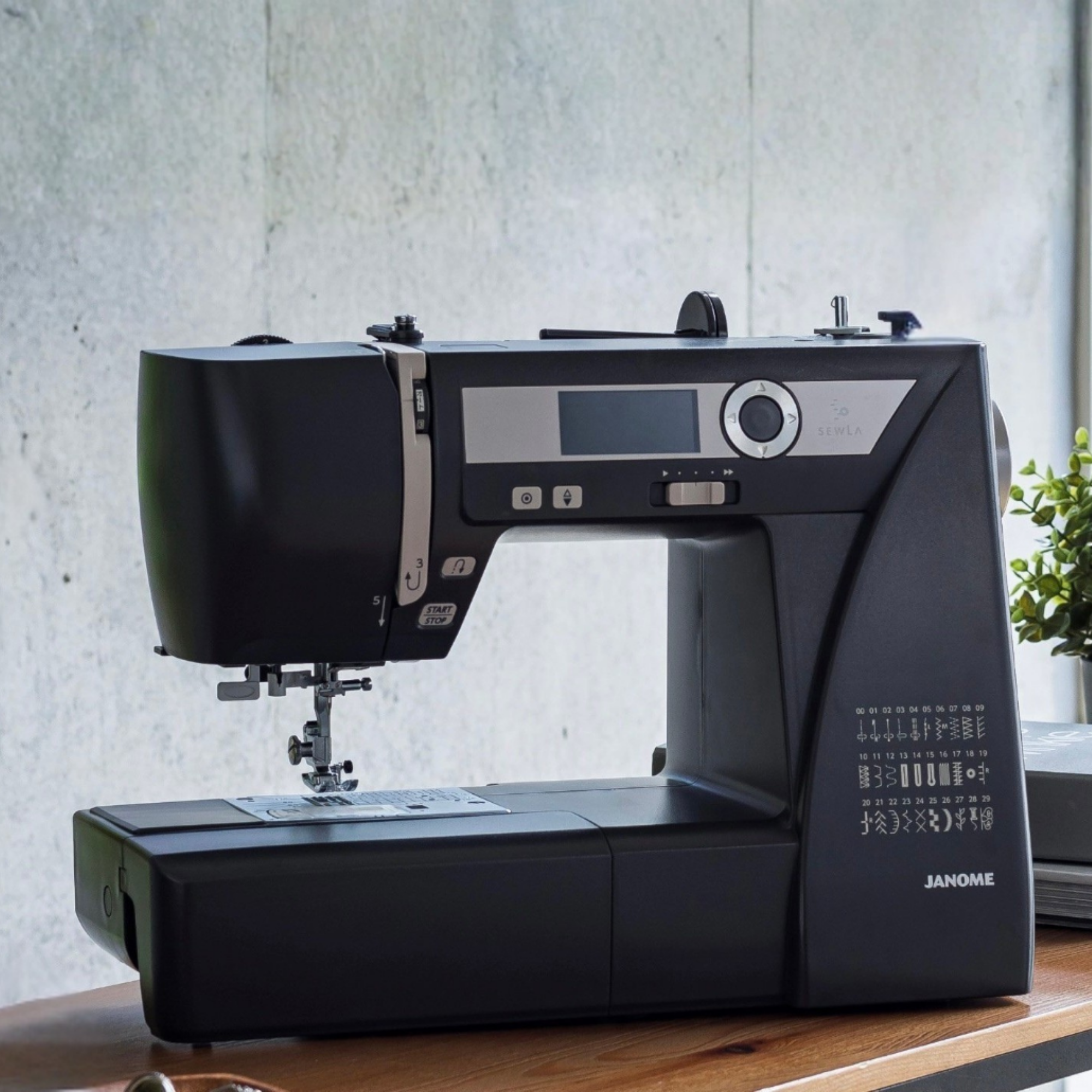 Utstillingsmodell - Janome SewLA Inkl. sybord