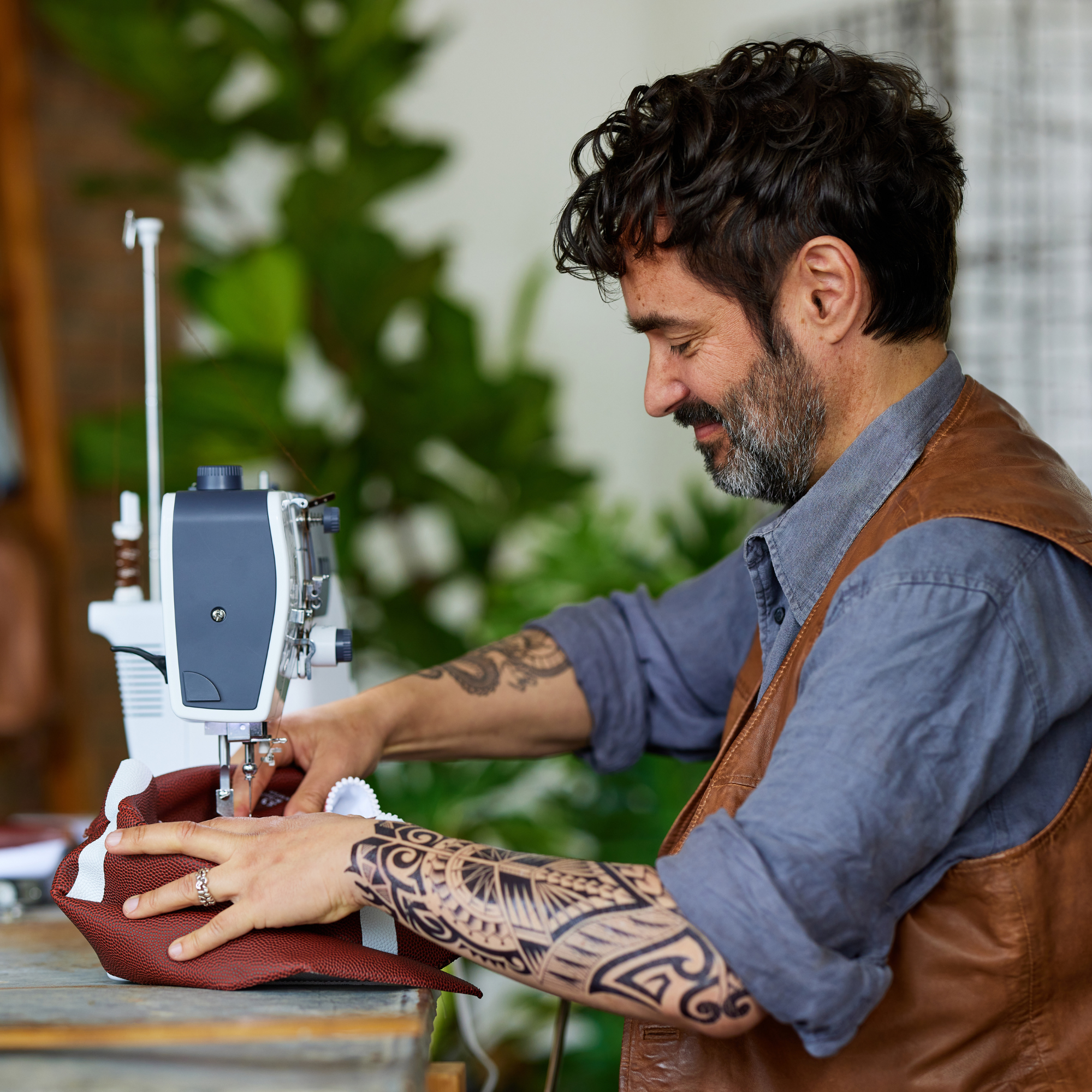 Kampanje! bernette 08 Heavy Duty Rettsømsmaskin Professional inkl. bonuspakke