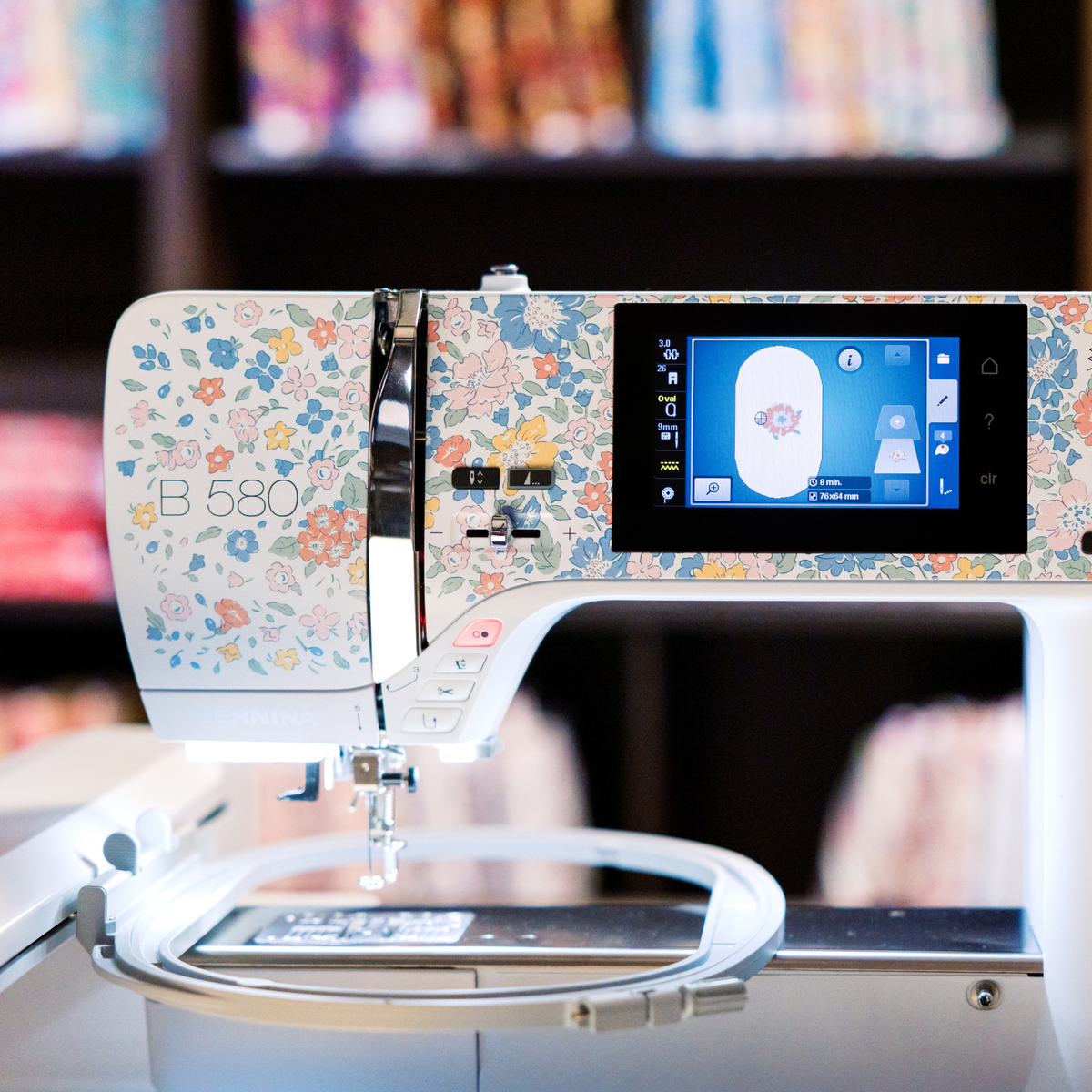 Kampanje! BERNINA 580 LE Liberty Edition - Stitch Your Love Story Inkl. Broderi Modul