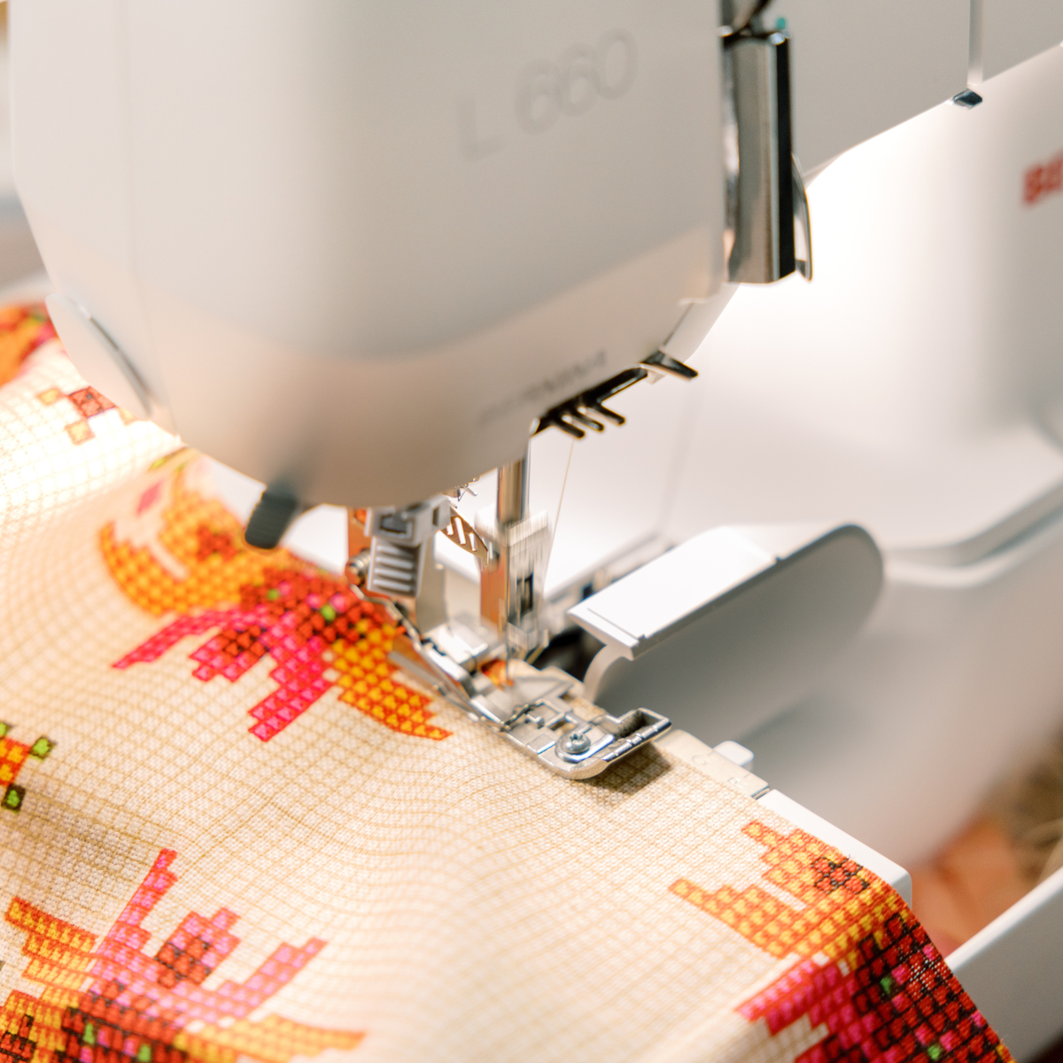 BERNINA L 660 Overlockmaskin