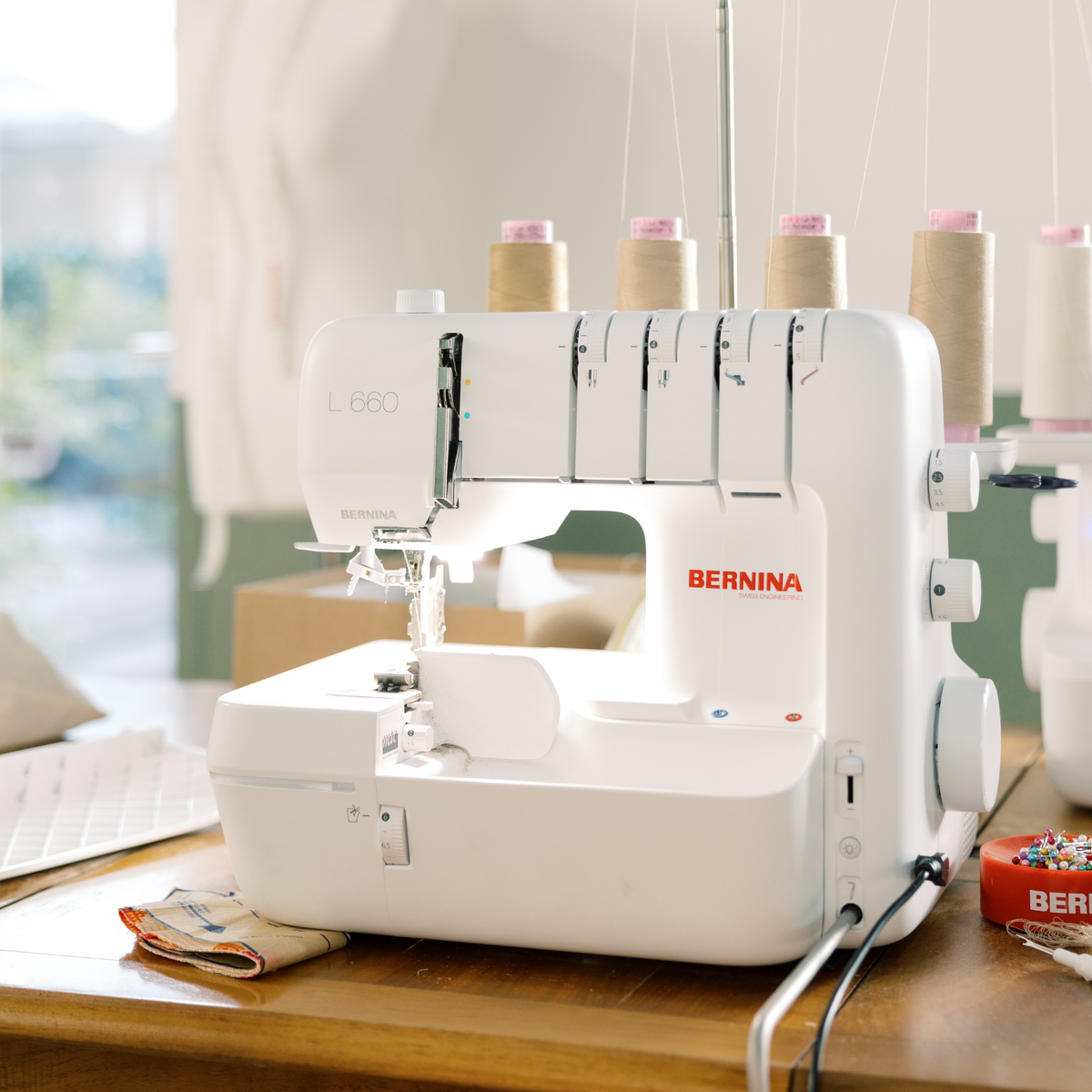 BERNINA L 660 Overlockmaskin