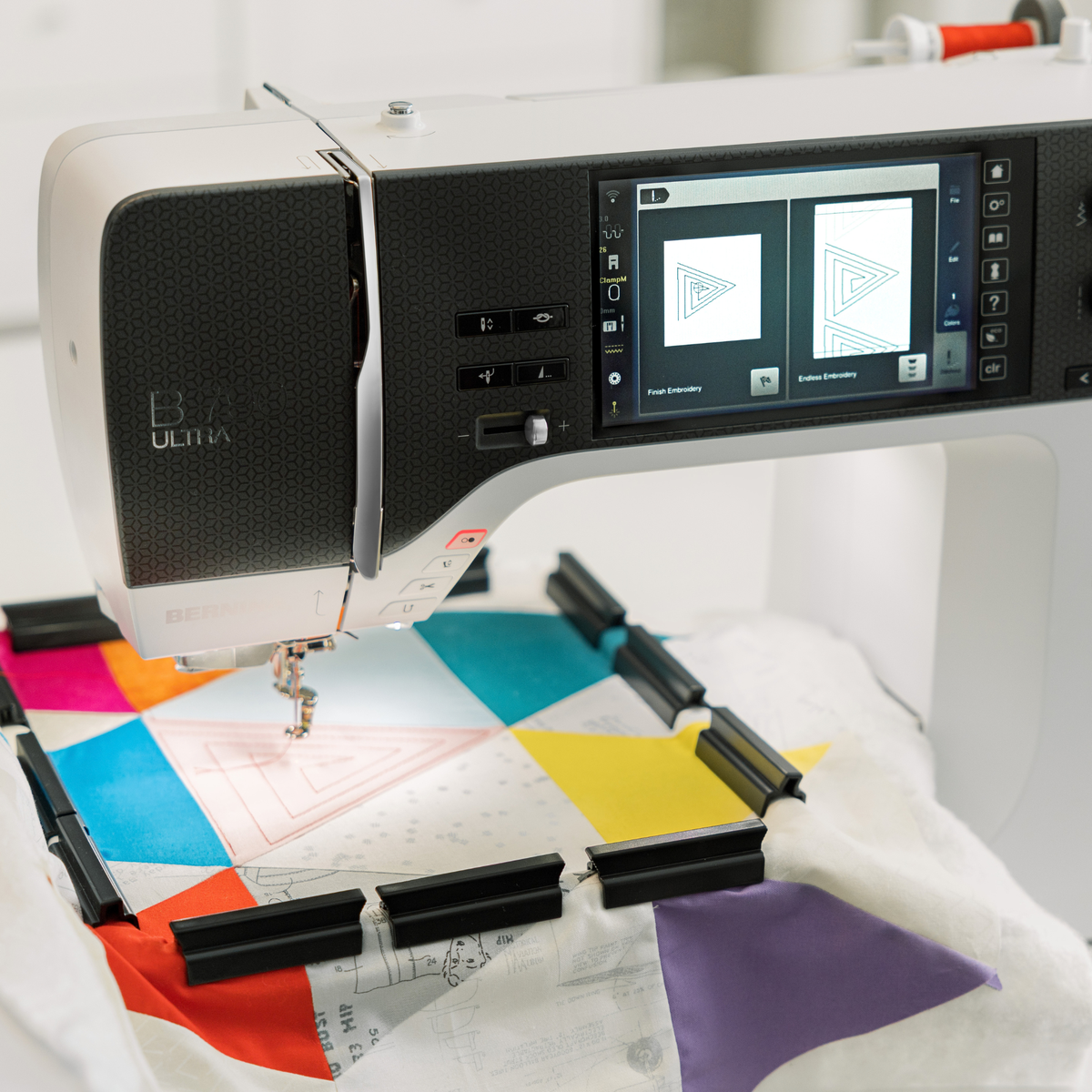 NYHET! BERNINA L 790 ULTRA