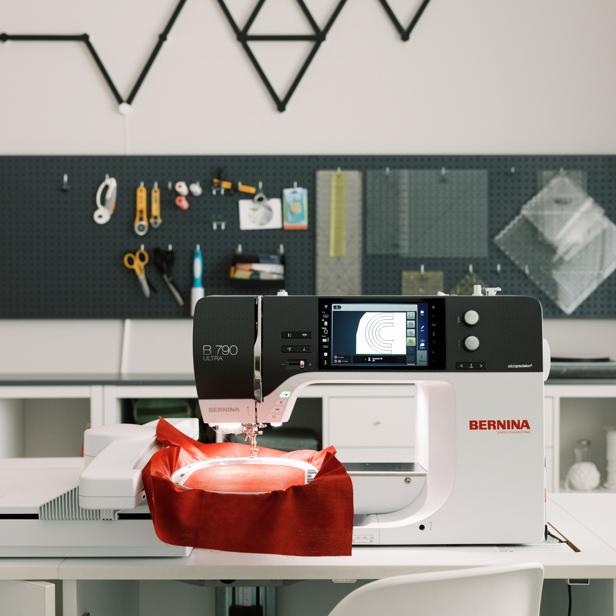 NYHET! BERNINA L 790 ULTRA