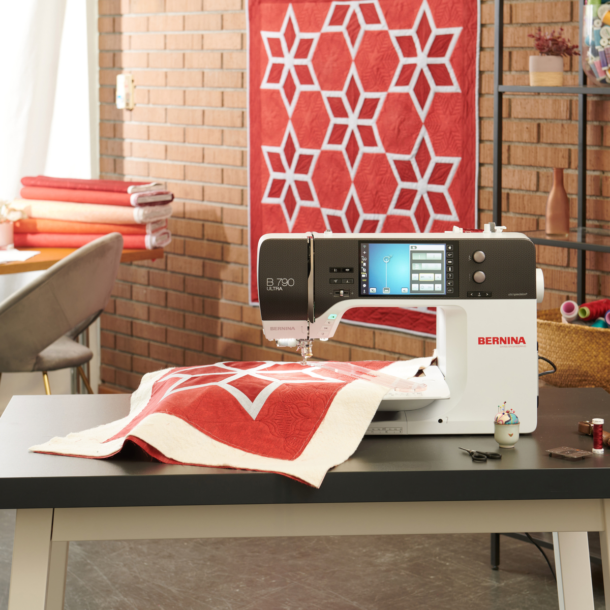 NYHET! BERNINA L 790 ULTRA