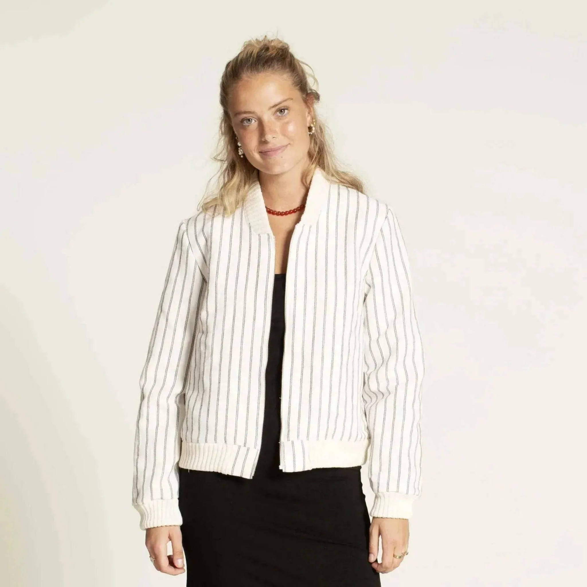 Wardrobe by Me - Dame Amelia Bomber papirmønster Papir Mønster