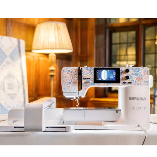 BERNINA 580 LE Liberty Edition - Stitch Your Love Story Inkl. Broderi Modul