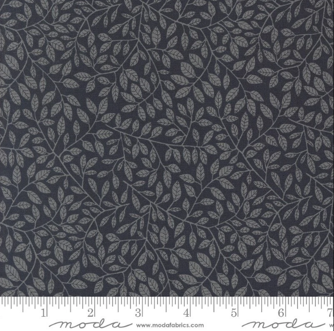 Bomull - Autumn Forest Midnight blad