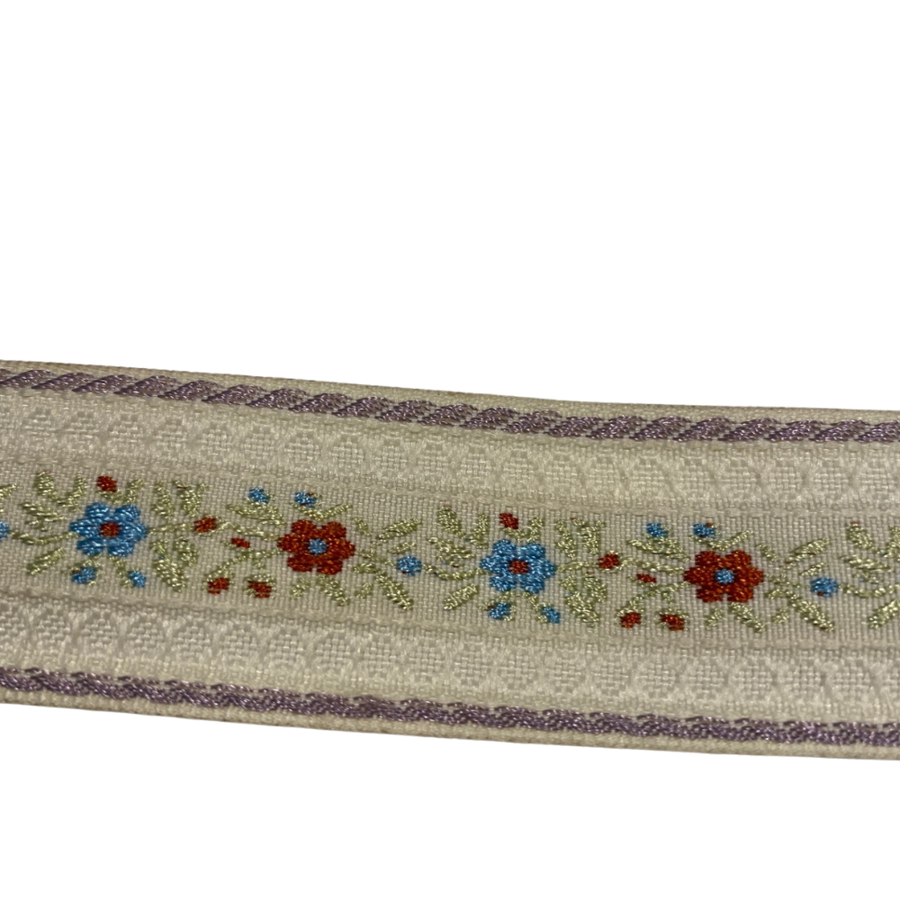 Jacquardbånd, offwhite med blomster 2.5cm