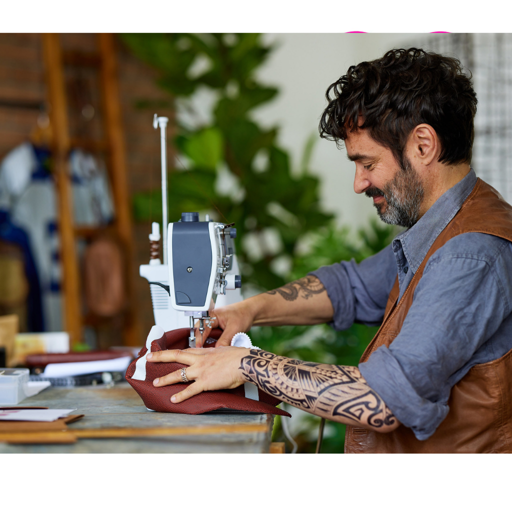 Kampanje! Bernette 08 Heavy Duty Rettsømsmaskin Professional inkl. bonuspakke