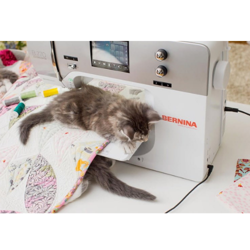 Ny BERNINA 770QE Pro Inkl. Broderi Modul
